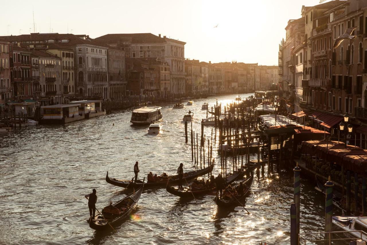 Venice Maggior Consiglio Esterno foto