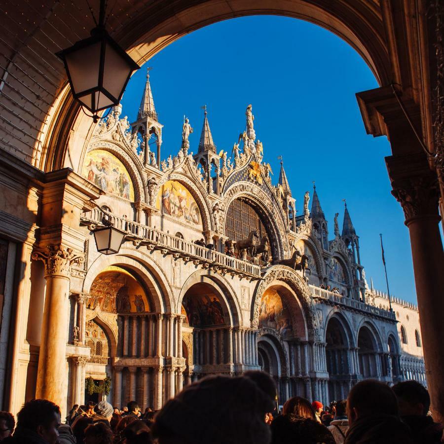 Venice Maggior Consiglio Esterno foto